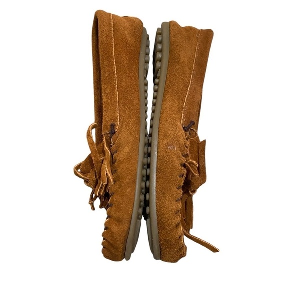 Minnetonka caramel suede leather moccasins slip on fringe detail whipstitch 9 - Picture 6 of 11